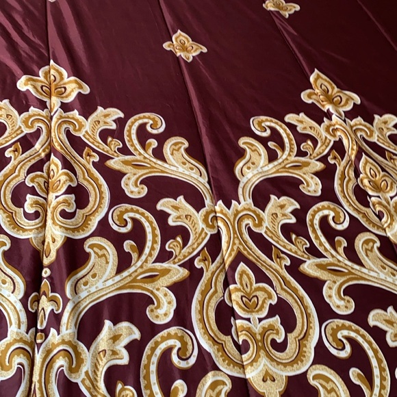 Cal King Bed Ensemble Fairfield Square Collection Bed-in-A-Bag Comforter Set - Picture 11 of 14